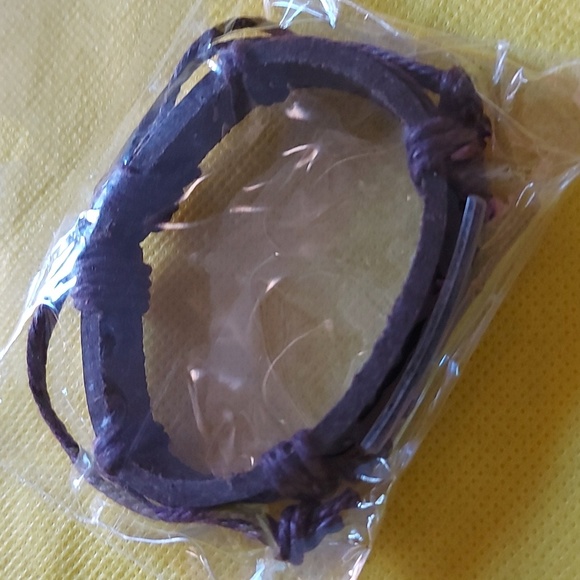 NWOT Cross Unisex brown leather adjustable bracelet - Picture 4 of 5